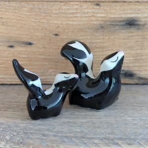 Vintage 1950s Mommy Skunk and Baby Salt and Pepper Shakers By Hagen Renaker